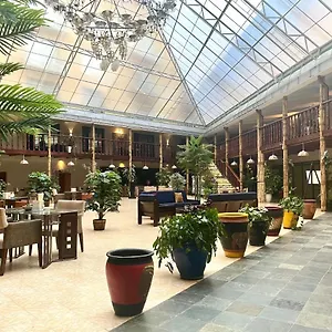 https://the-mackinnon-suites.about-kampalahotels.com